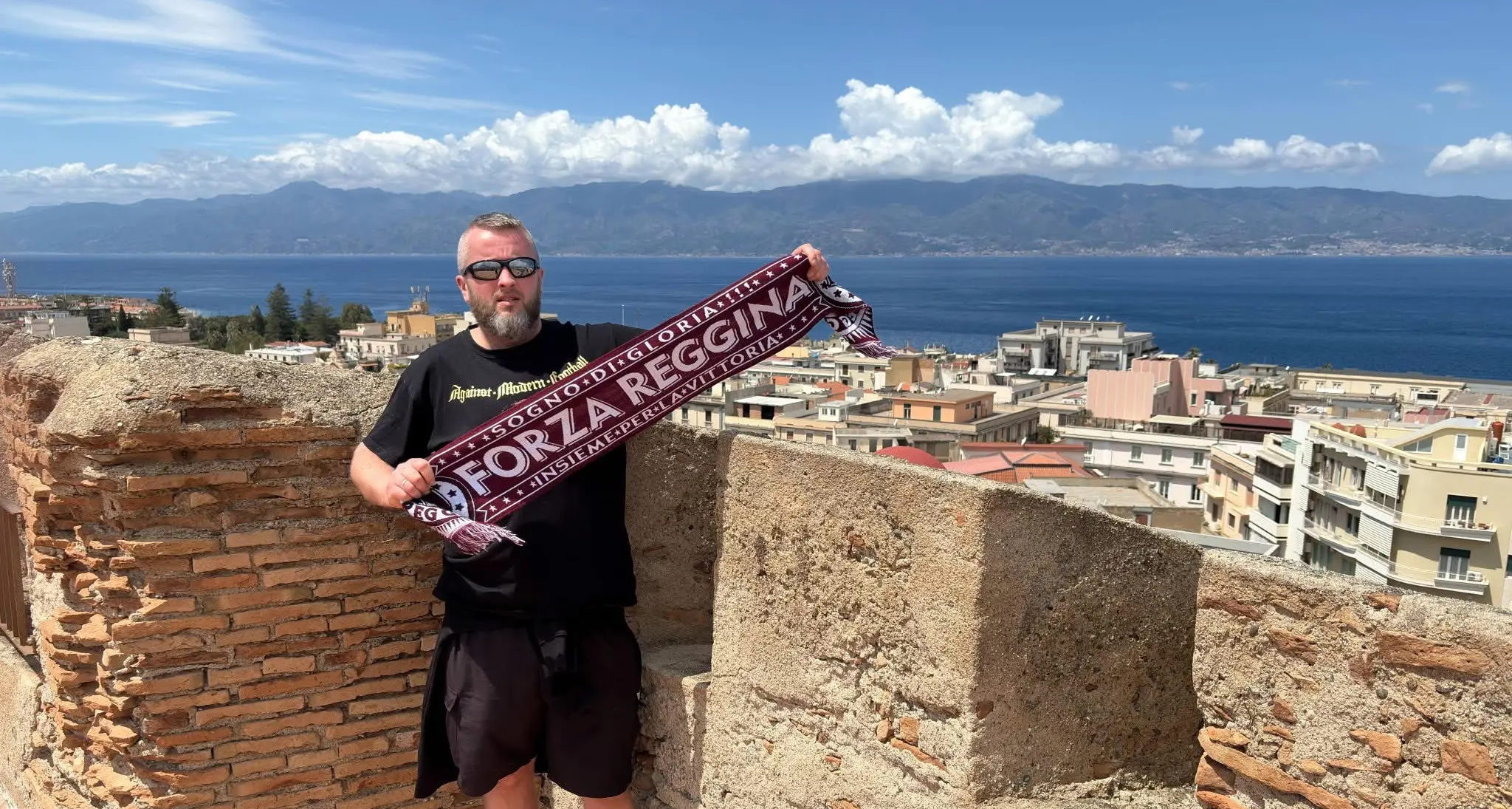 Adrian Gabor, il tifoso amaranto venuto dall’Est: «Reggina? 22 anni di amore e chilometri, oltre ogni categoria»\n