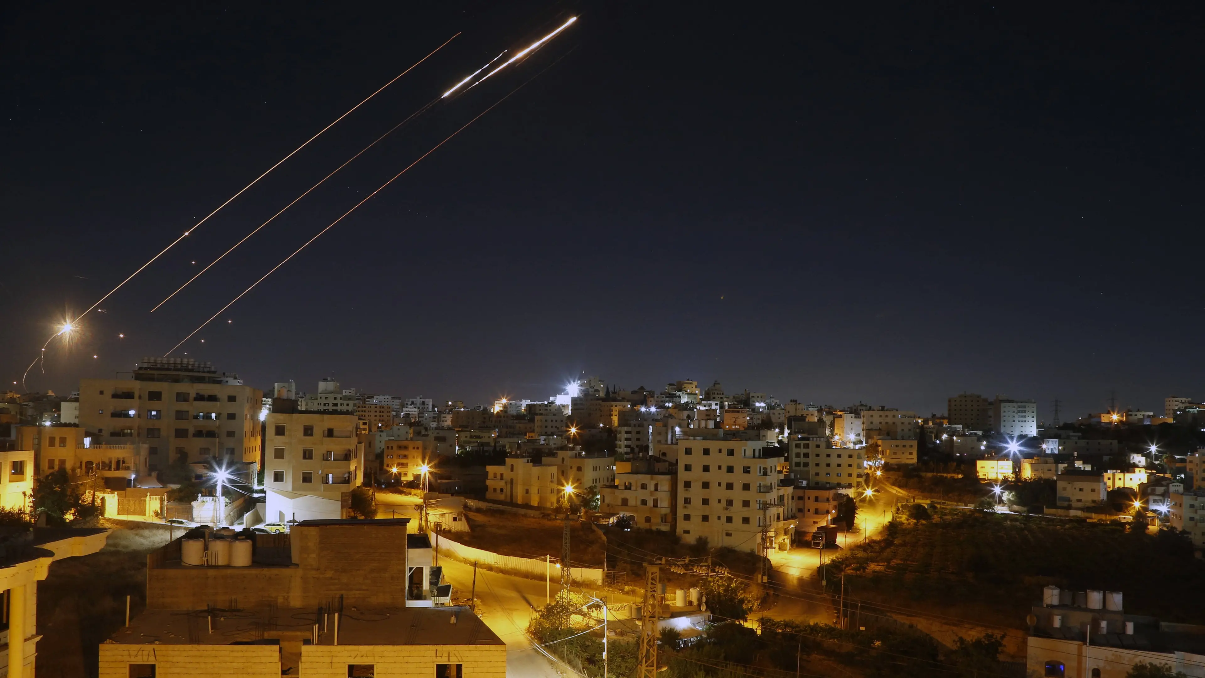 Israele-Iran,\u00A0Netanyahu: «Ucciso il capo dell’intelligence dei Pasdaran». Trump apre a Putin come mediatore