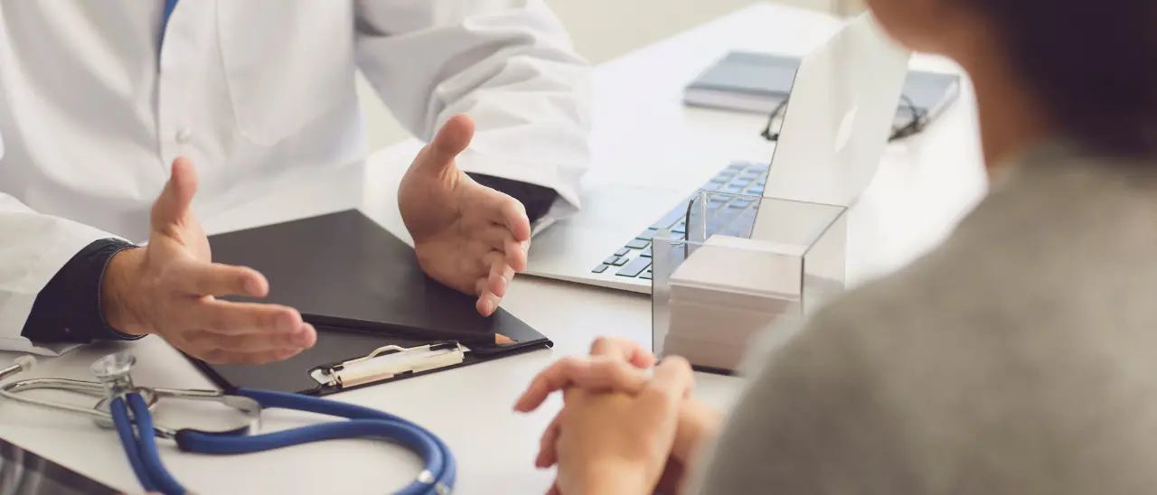 Sanità pubblica malata, cresce la fuga verso il privato. E chi non può permetterselo rinuncia alle cure\n