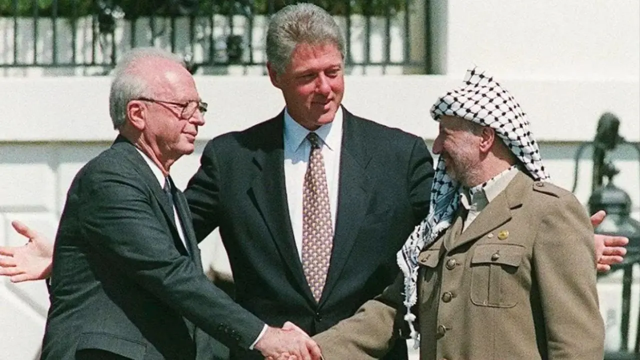 Gli Accordi di Oslo e\u00A0il tempo della speranza: quando Israele e Palestina si riconobbero per la prima volta\n