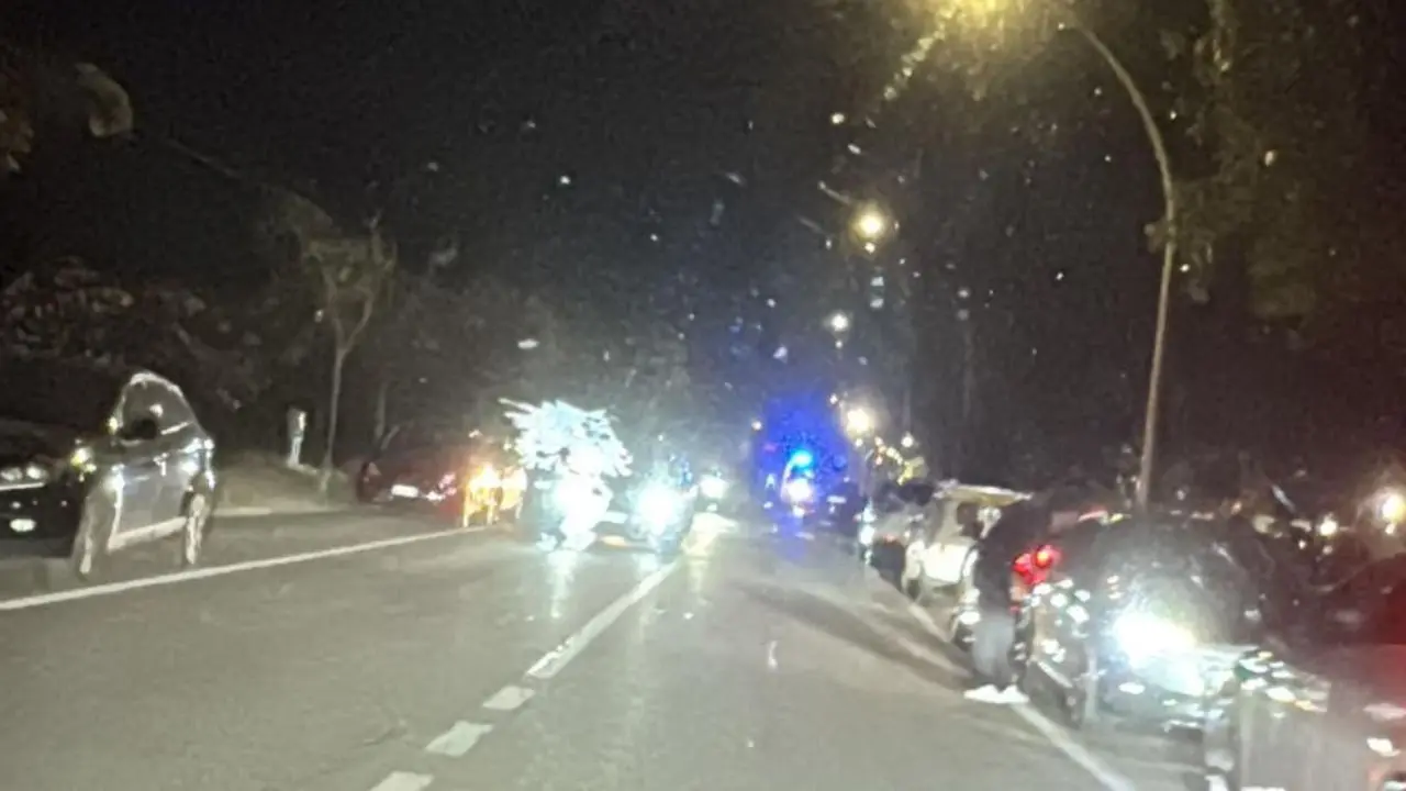 Sparatoria nella notte sul lungomare di Rossano, un ferito trasportato in ospedale\n