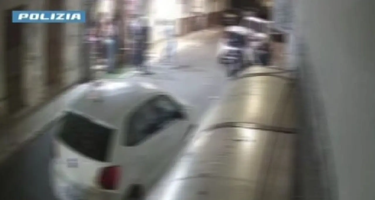 Crotone, giovane pestato nella notte di sabato: identificati e\u00A0denunciati tre ragazzi\u00A0\n