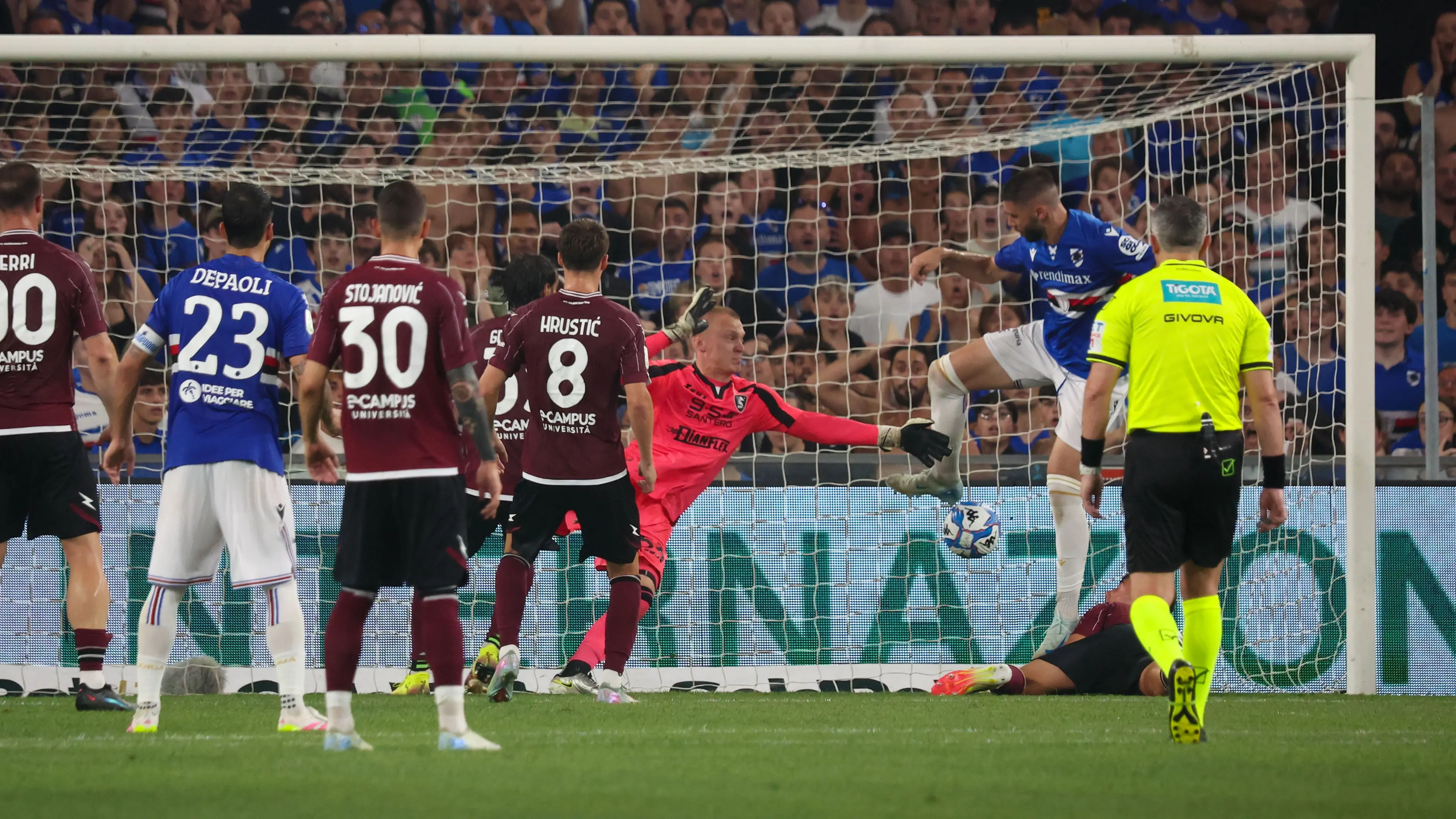 Serie B, Playout, Genova, Stadio Ferraris, Sampdoria - Salernitana, in the photo: goal Curto during PlayOut - UC Sampdoria vs US Salernitana, Italian soccer Serie B match in Genova, Italy, June 15 2025