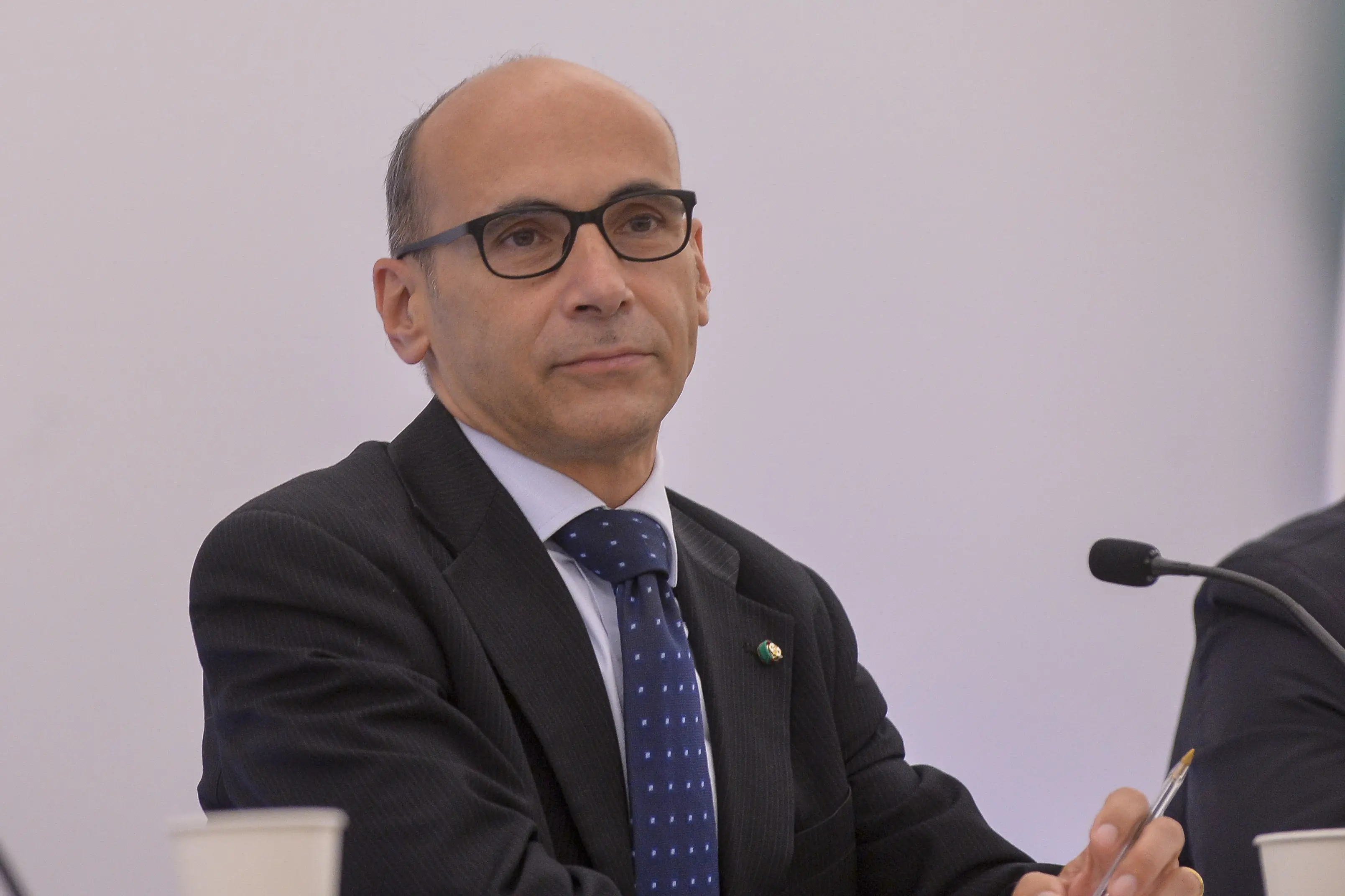 <p>Giuseppe Busia (Ipa Agency)</p>\\n , Stefano Carofei