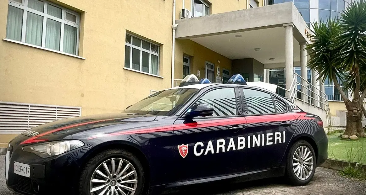Beccato mentre cerca di rubare un’auto a Nicastro, arrestato 64enne\n