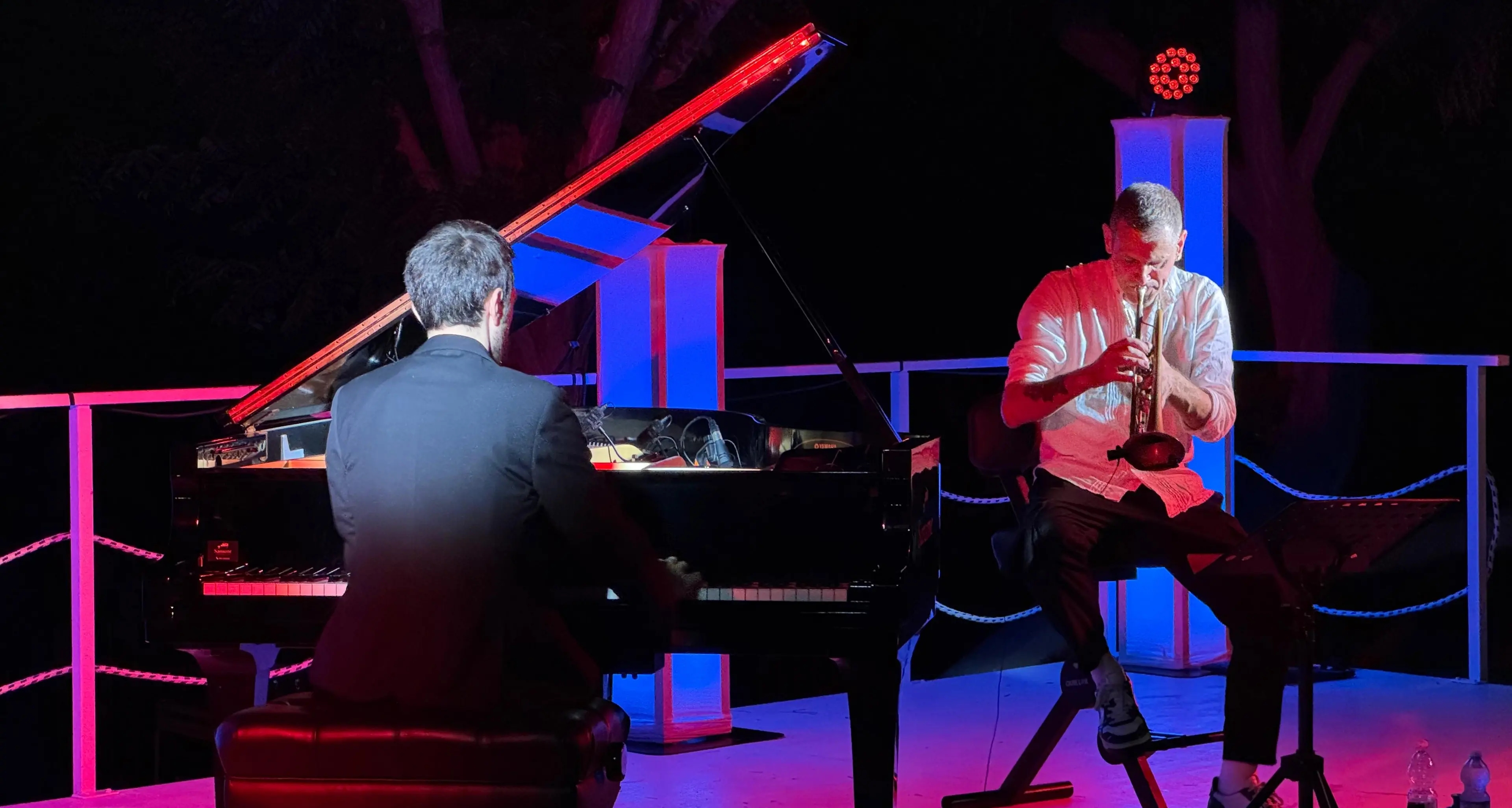 Sullo Stretto Il cielo è pieno di stelle: l'Altafiumara Fest omaggia Pino Daniele con\u00A0il jazz del duo Bosso-Mazzariello