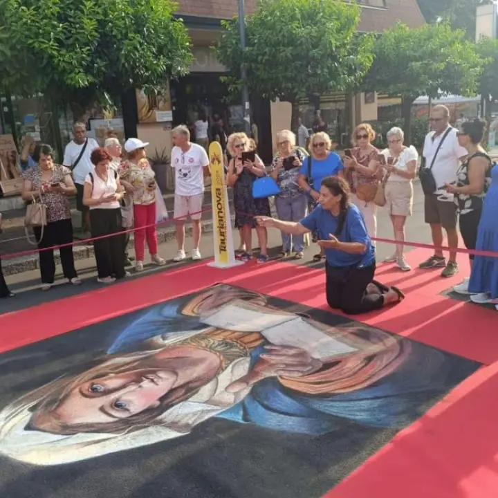 Arte e fede, a Taurianova si lavora per realizzare il concorso internazionale dei madonnari\n