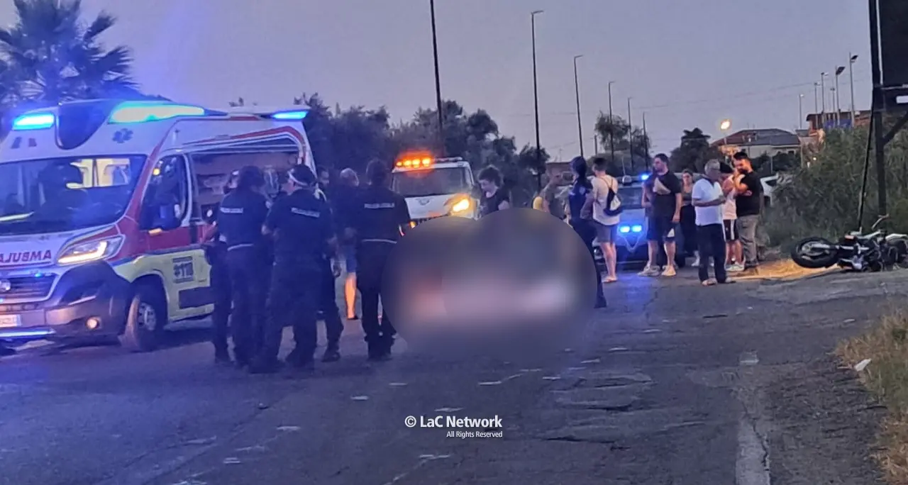 Incidente\u00A0a Corigliano Rossano, muore centauro 36enne dopo lo scontro\u00A0con un’auto\n