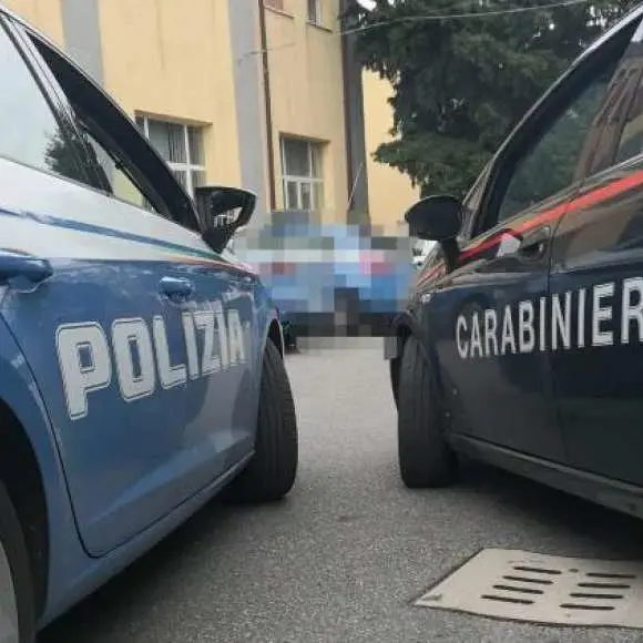 Sparatoria sul lungomare di Rossano: fermati due sospetti per tentato omicidio\n