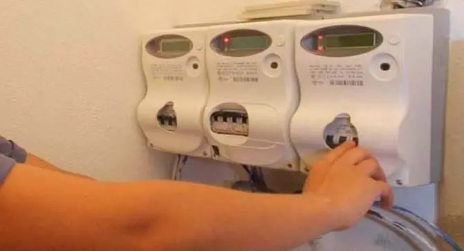 Furto di energia, cavi occultati e contatore manomesso: arrestato un uomo nel Reggino\n