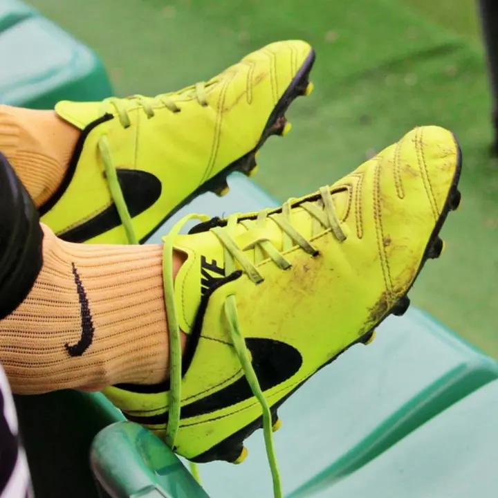 Giovane calciatore colpito da malore durante una partita in Emilia Romagna: salvato da un poliziotto in servizio a Vibo\n