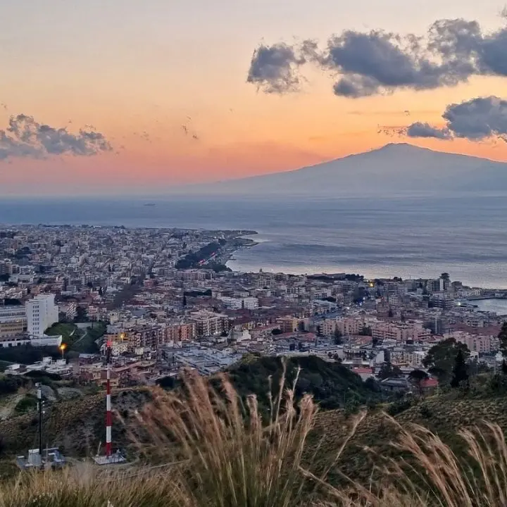 Reggio Calabria, città delle disuguaglianze: redditi e affitti raddoppiano\u00A0tra centro e periferia\n