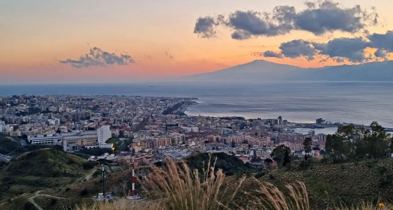Reggio Calabria, città delle disuguaglianze: redditi e affitti raddoppiano\u00A0tra centro e periferia\n