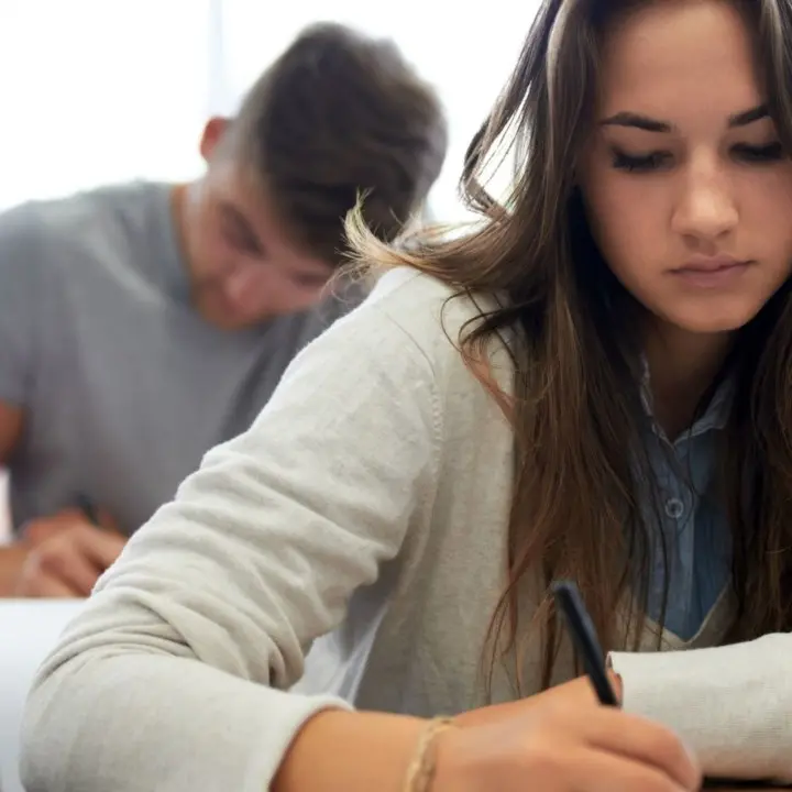 Maturità 2025, via alla\u00A0prima prova: tra le tracce una frase di Borsellino sui giovani, una poesia di Pasolini e il Gattopardo
