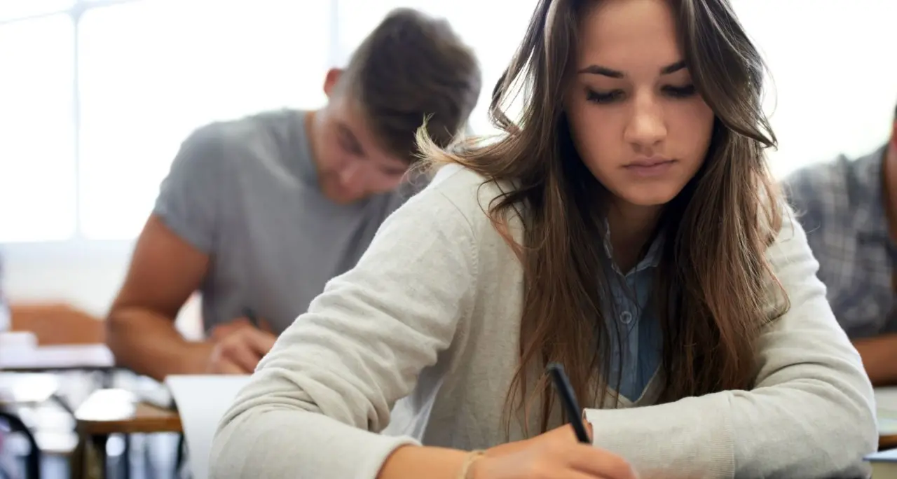Maturità 2025, via alla\u00A0prima prova: tra le tracce una frase di Borsellino sui giovani, una poesia di Pasolini e il Gattopardo