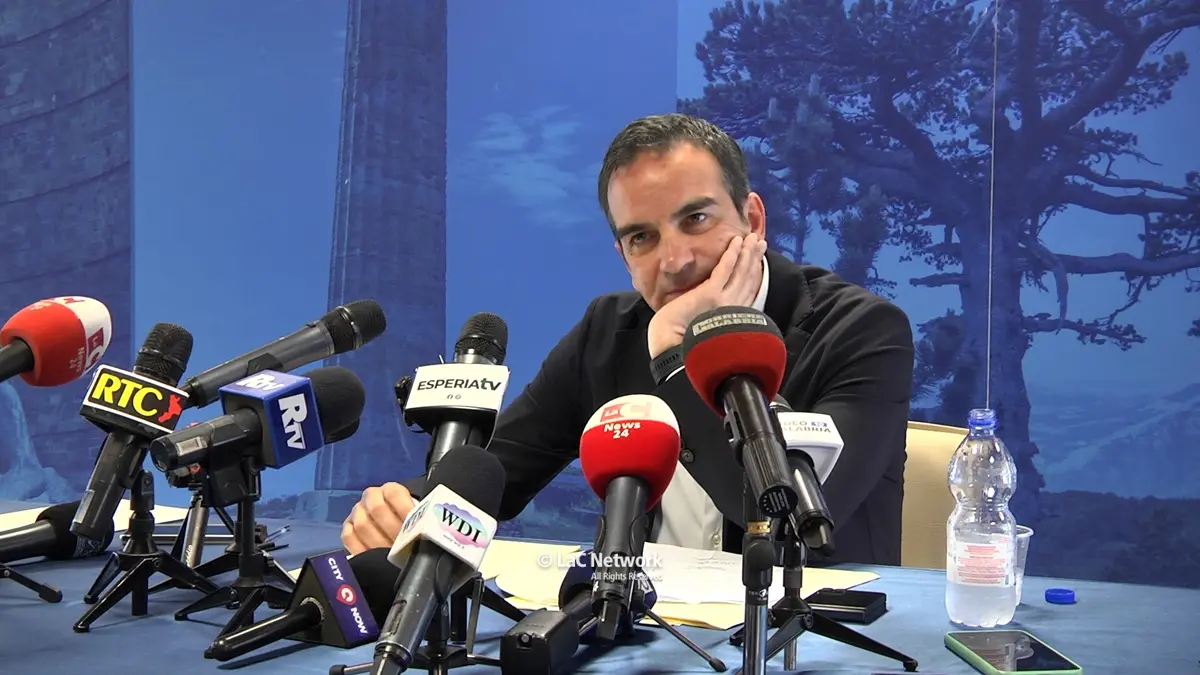 Occhiuto si difende dalle accuse di corruzione: «Mai rapporti societari con Ferraro e della nomina di Posteraro\u00A0non sapevo nulla»\n
