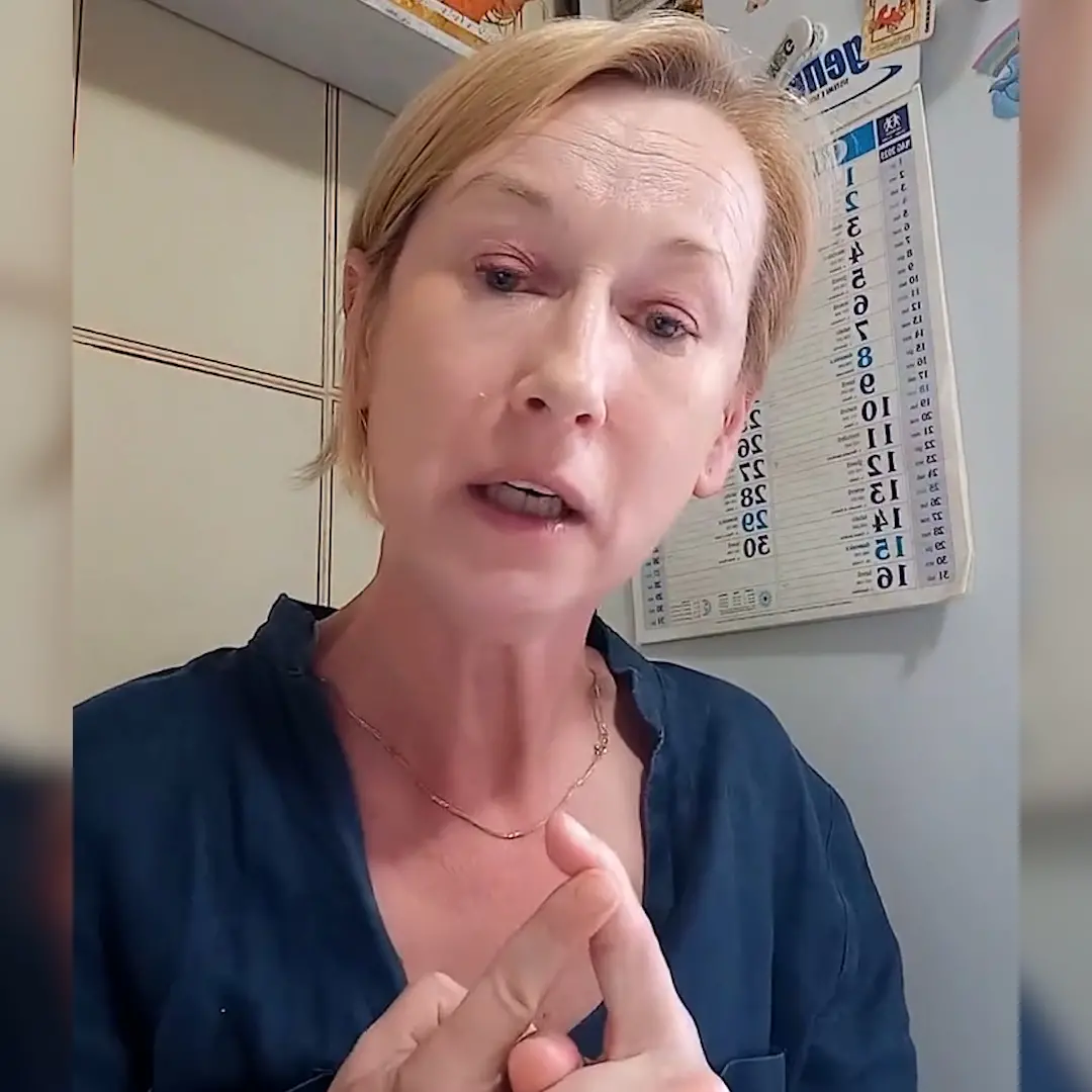 Tre diagnosi sbagliate e cure inadeguate per giorni: turista di Scalea rischia di non camminare mai più\n