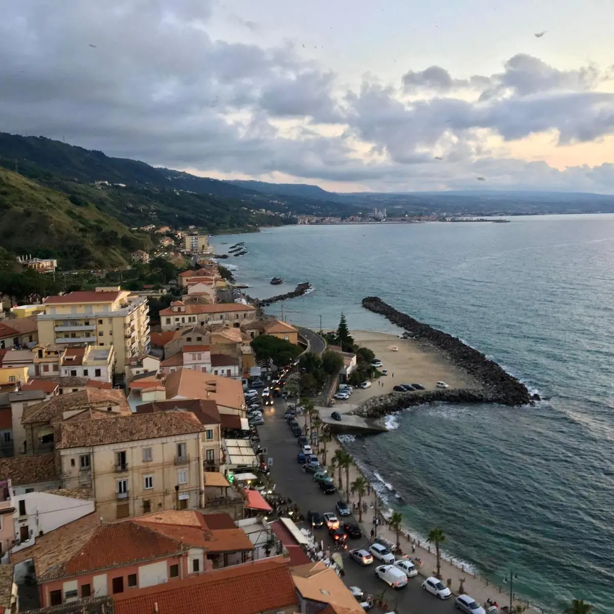 Calabria in Fabula, fa tappa a Pizzo la terza edizione del\u00A0progetto itinerante di Teatro in Note\n