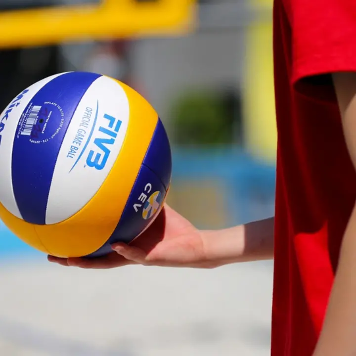 Turismo montano e sport: arriva sul lago Arvo la due giorni Volley S3 Lorica\n
