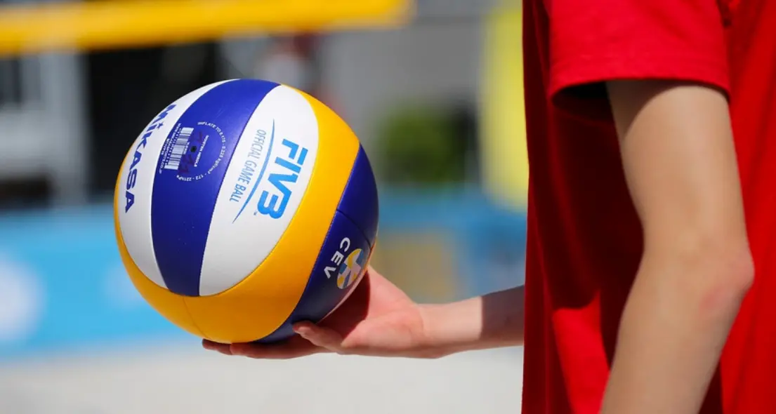 Turismo montano e sport: arriva sul lago Arvo la due giorni Volley S3 Lorica\n