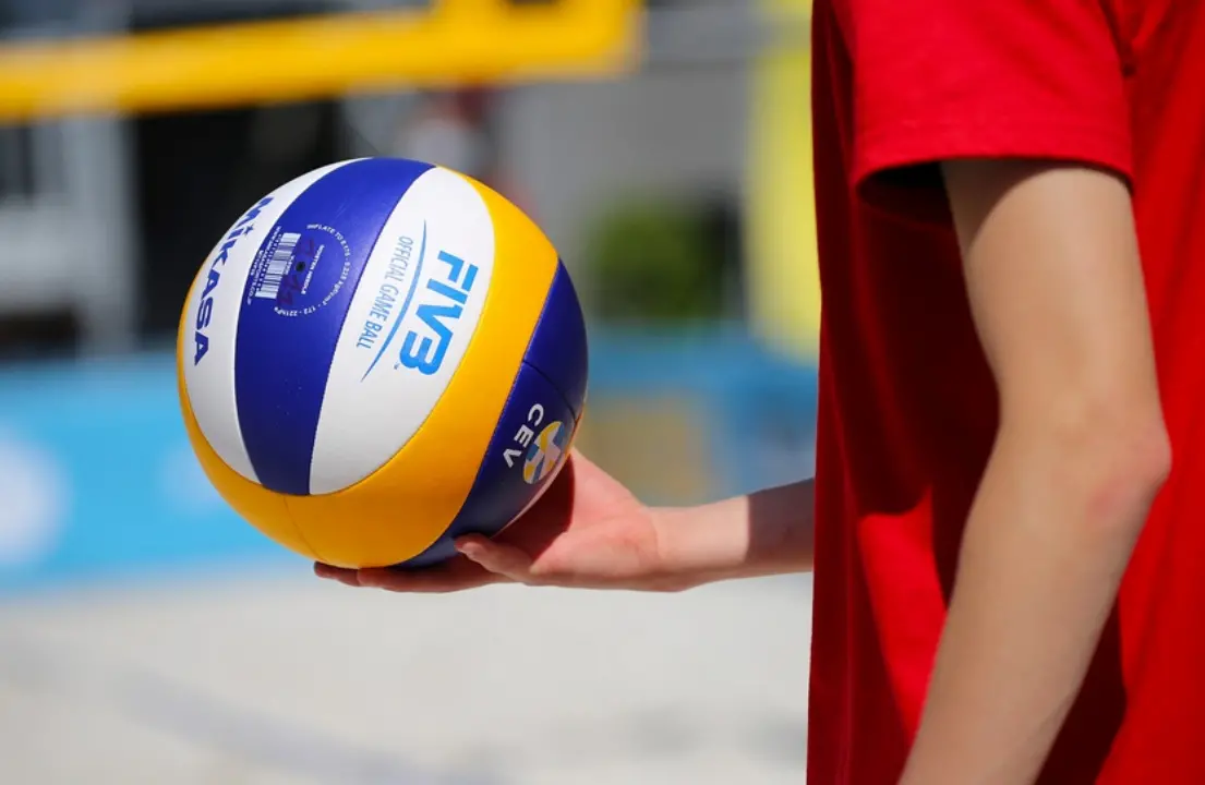 Turismo montano e sport: arriva sul lago Arvo la due giorni Volley S3 Lorica\n