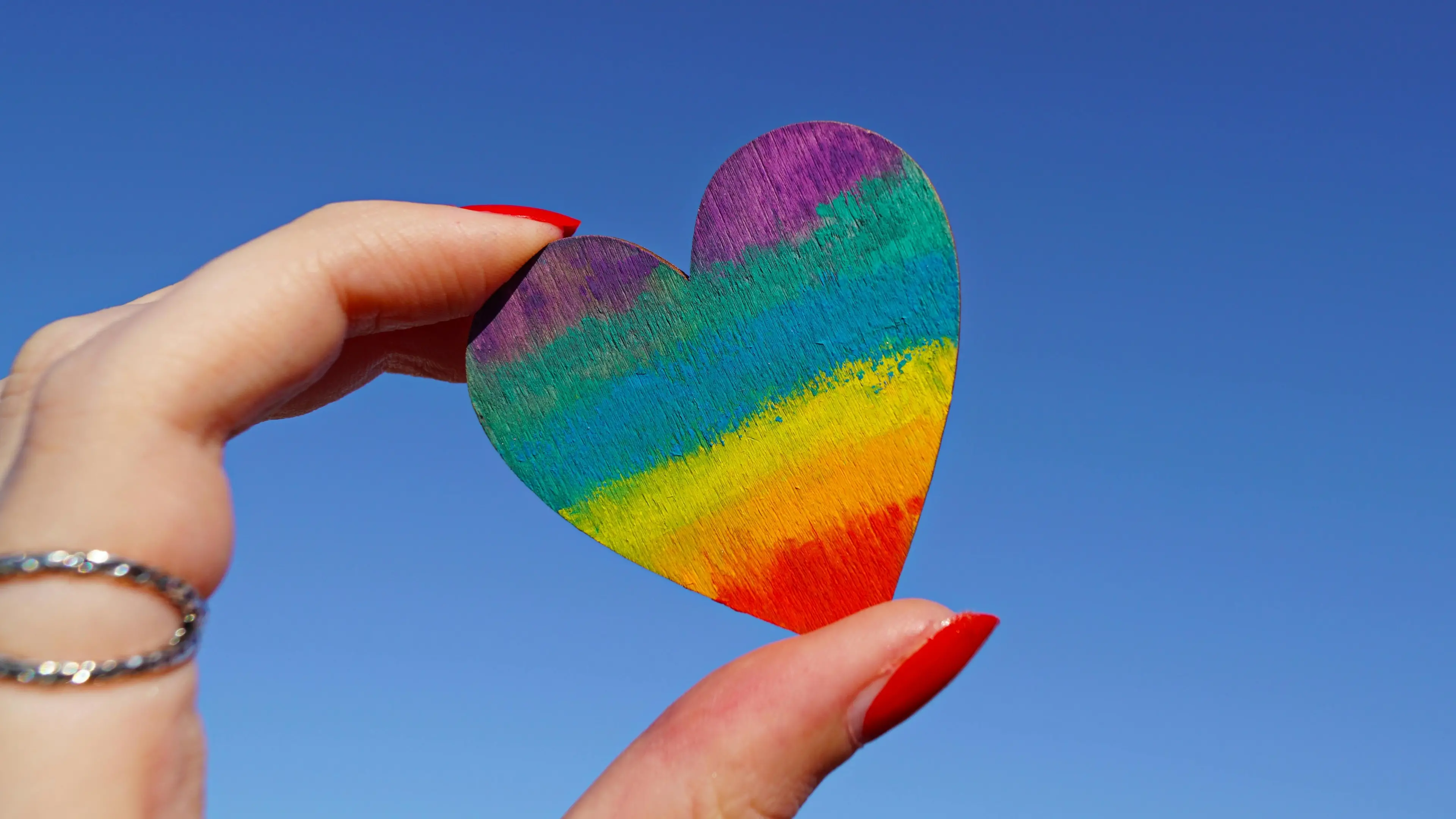 L’esuberanza del dissenso: il Pride di Cosenza come atto di libertà e identità\n