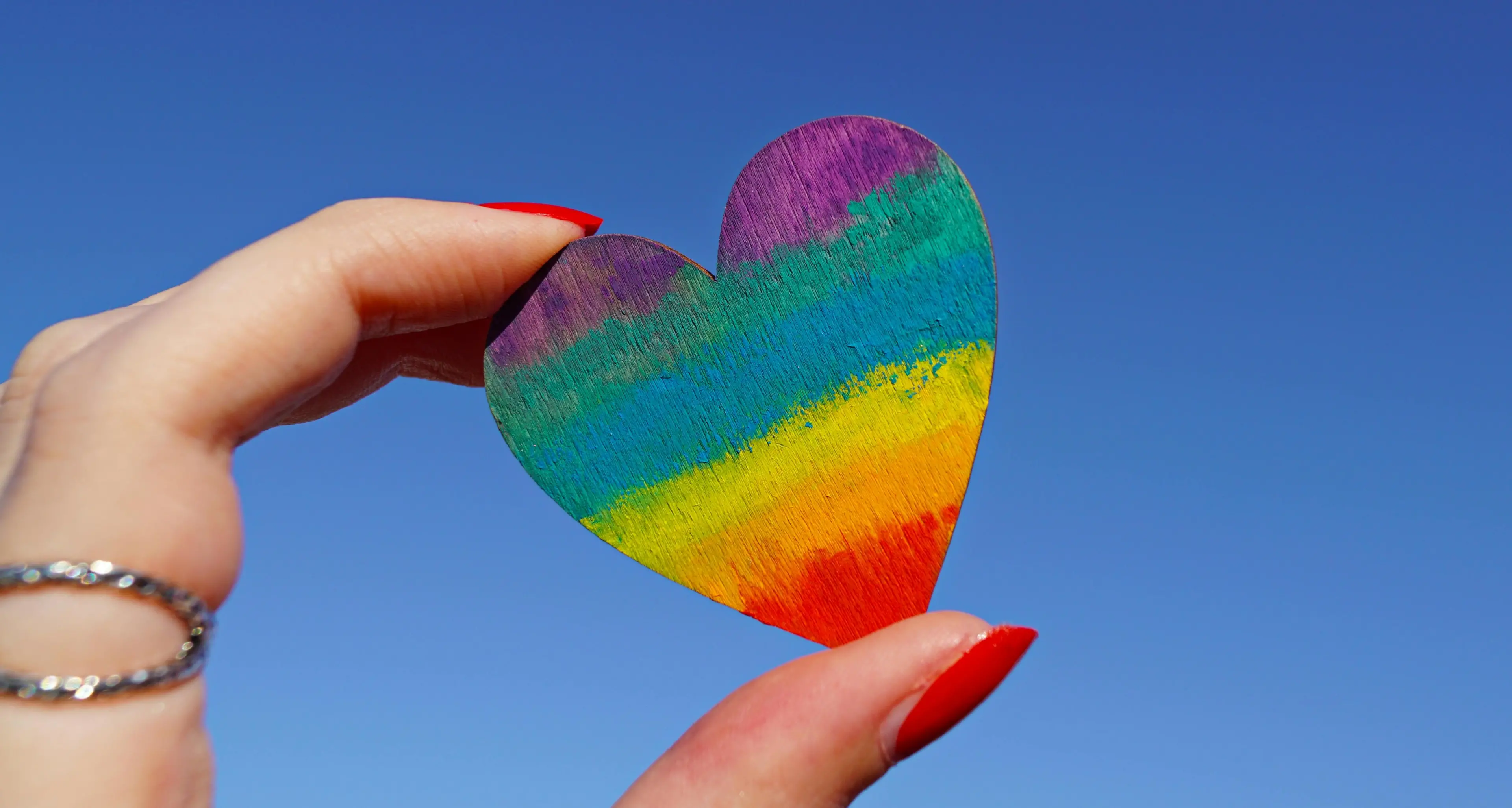 L’esuberanza del dissenso: il Pride di Cosenza come atto di libertà e identità\n