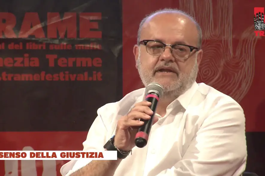 <p>Il procuratore di Catanzaro Salvatore Curcio</p>\\n