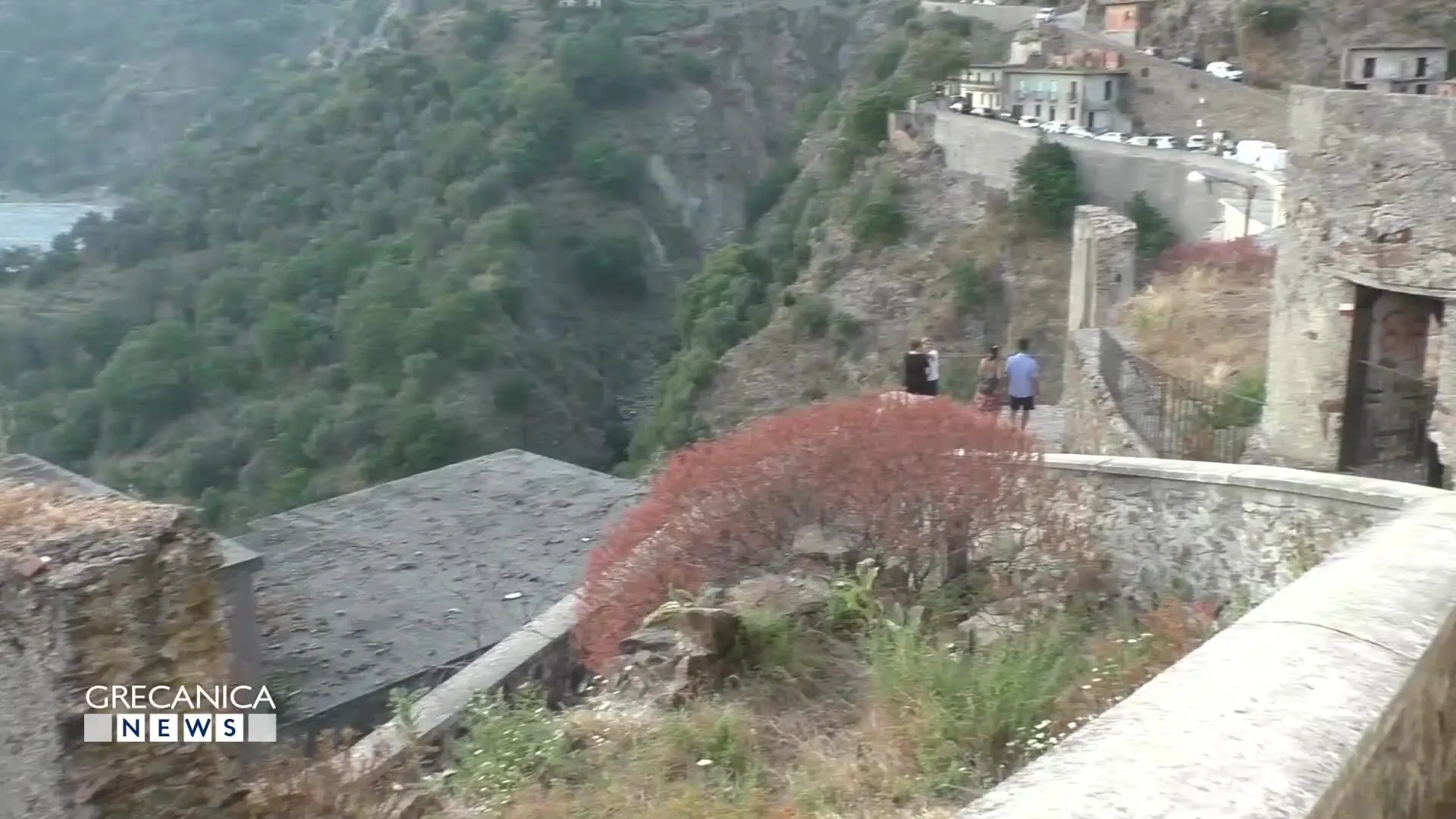 Roghudi lavora su strade, turismo e attrattori culturali