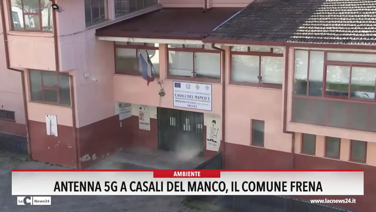 Antenna 5g a Casali del Manco, il comune frena