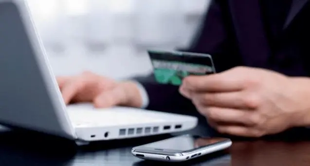 Occhio ai conti online, boom di truffe bancarie: esposti in crescita e rischi digitali sempre più alti per i clienti\n