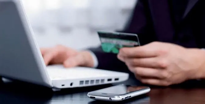 Occhio ai conti online, boom di truffe bancarie: esposti in crescita e rischi digitali sempre più alti per i clienti\n