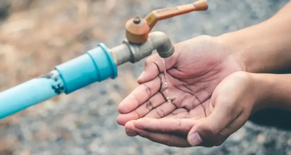«Dalla sete alla strategia, alla Calabria serve una nuova cultura dell’acqua»:\u00A0Gualtieri chiede un cambio di passo alla Regione\n
