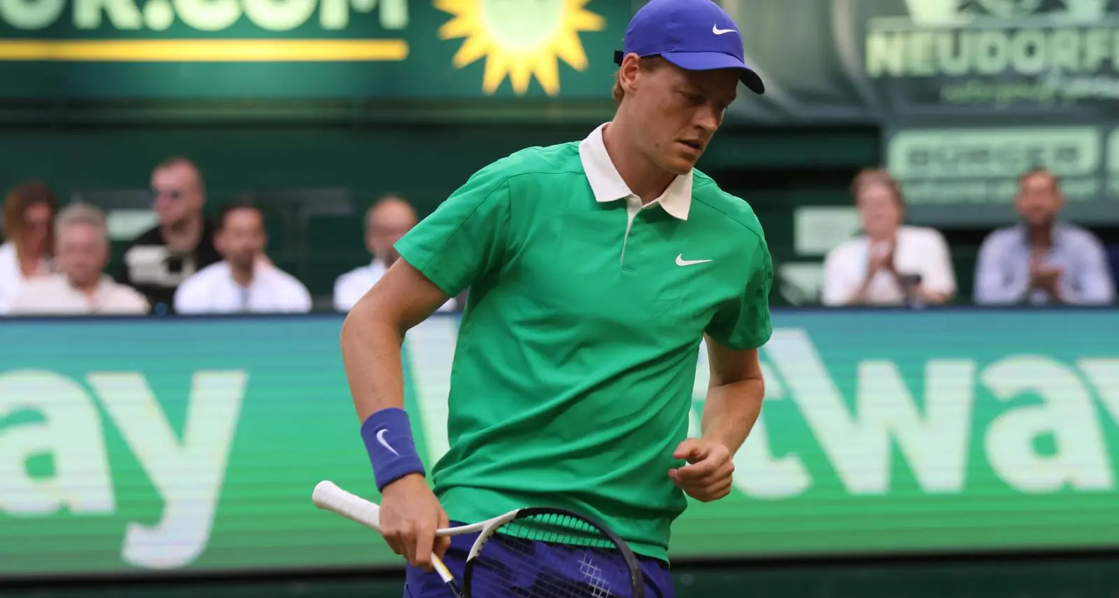 Tennis, Sinner rimontato da Bublik: il numero uno al mondo esce agli ottavi ad Halle
