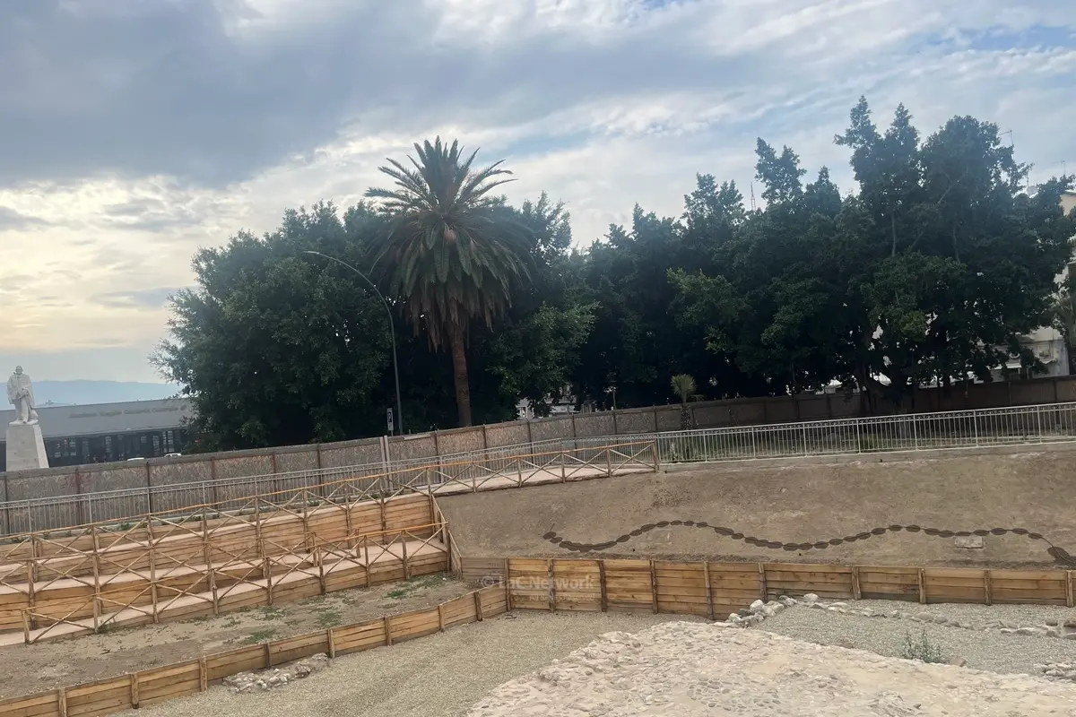 <p>Reggio Calabria, area archeologica di piazza Garibaldi quasi pronta all&#39;apertura al pubblico</p>\\n