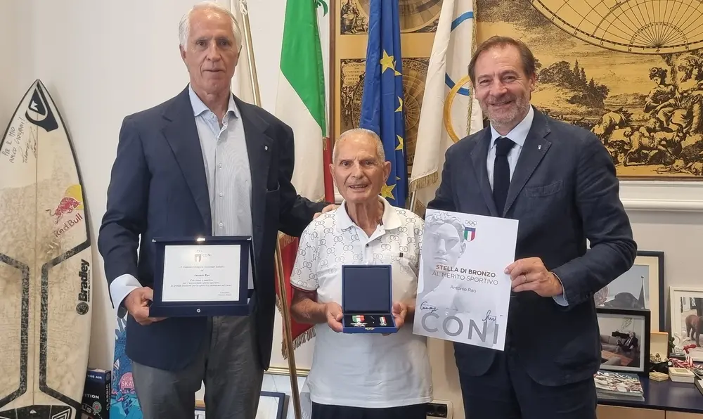 Stella di bronzo ad\u00A0Antonio Rao, il maratoneta 92enne di Polistena premiato dal Coni\n