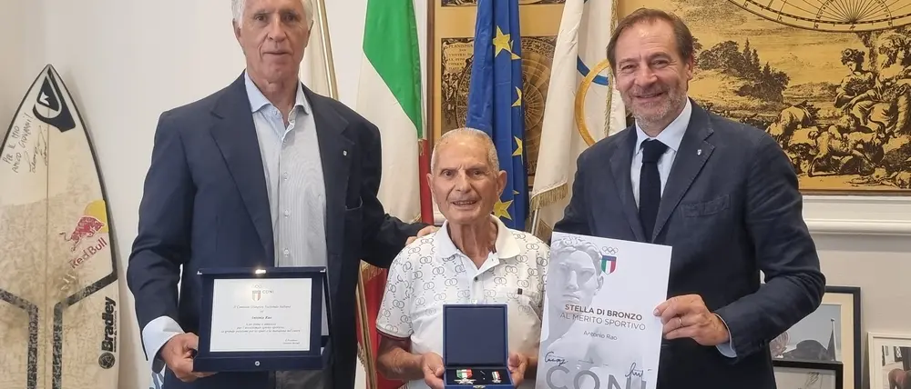 Stella di bronzo ad\u00A0Antonio Rao, il maratoneta 92enne di Polistena premiato dal Coni\n