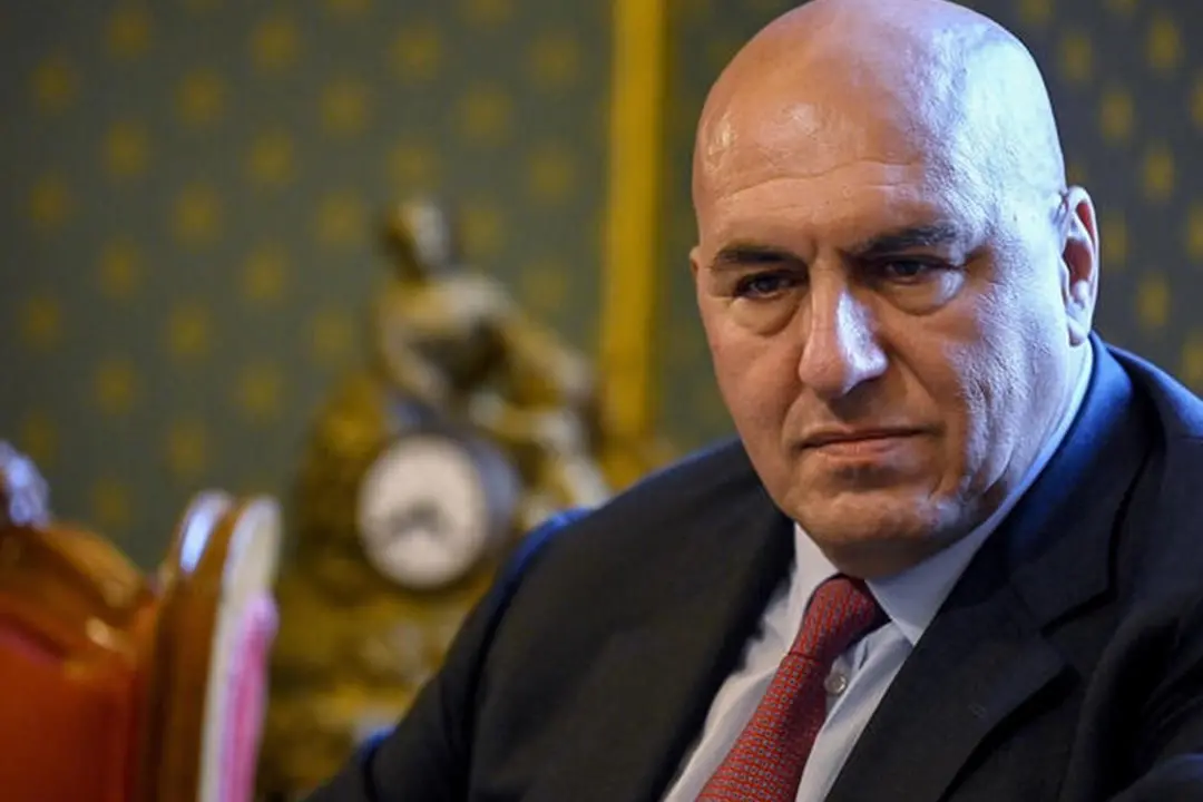 <p>Il ministro della Difesa Guido Crosetto (Ansa)</p>\\n