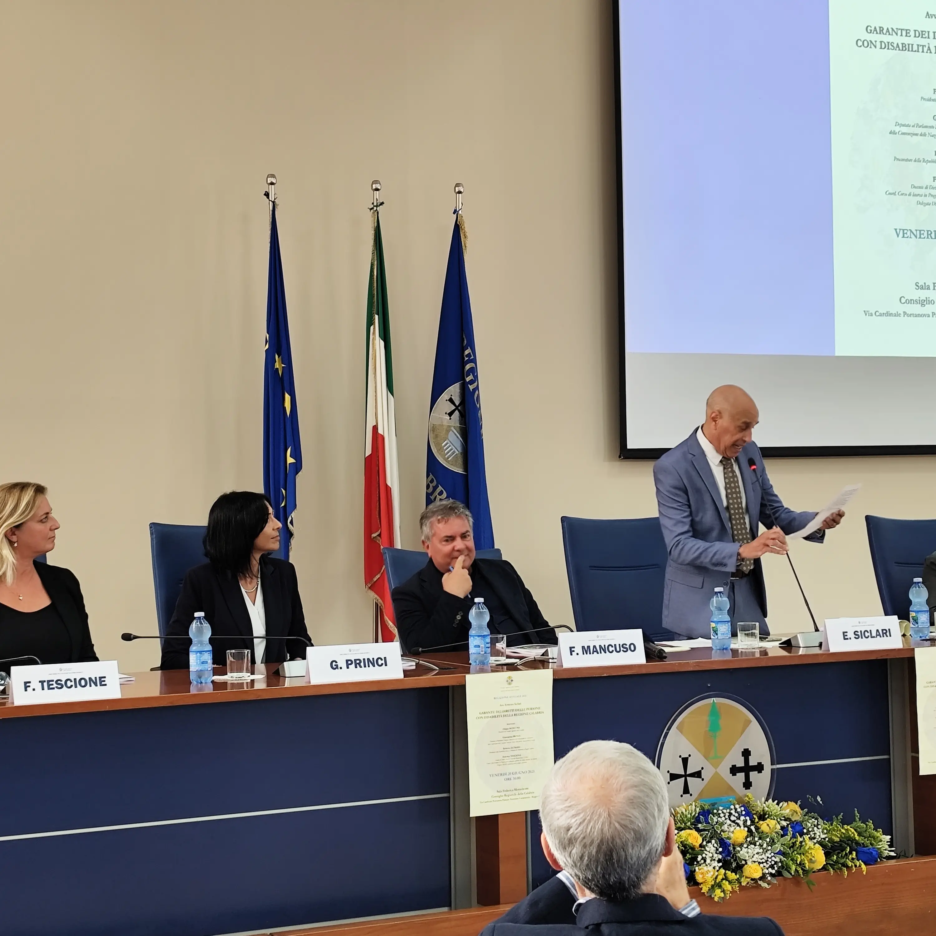 Disabilità Calabria, la relazione del garante Siclari è una fotografia in chiaroscuro: «Belle realtà in mezzo a criticità enormi»\n