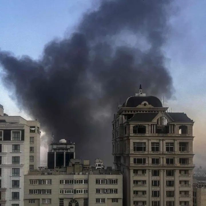 Medio Oriente, nuovi raid di Israele sull’Iran: «Colpiti siti missilistici»\n