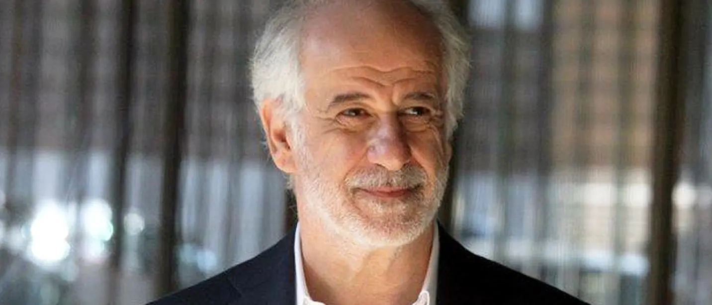 Toni Servillo in Calabria: per l’attore la Colonna d’oro alla carriera\n