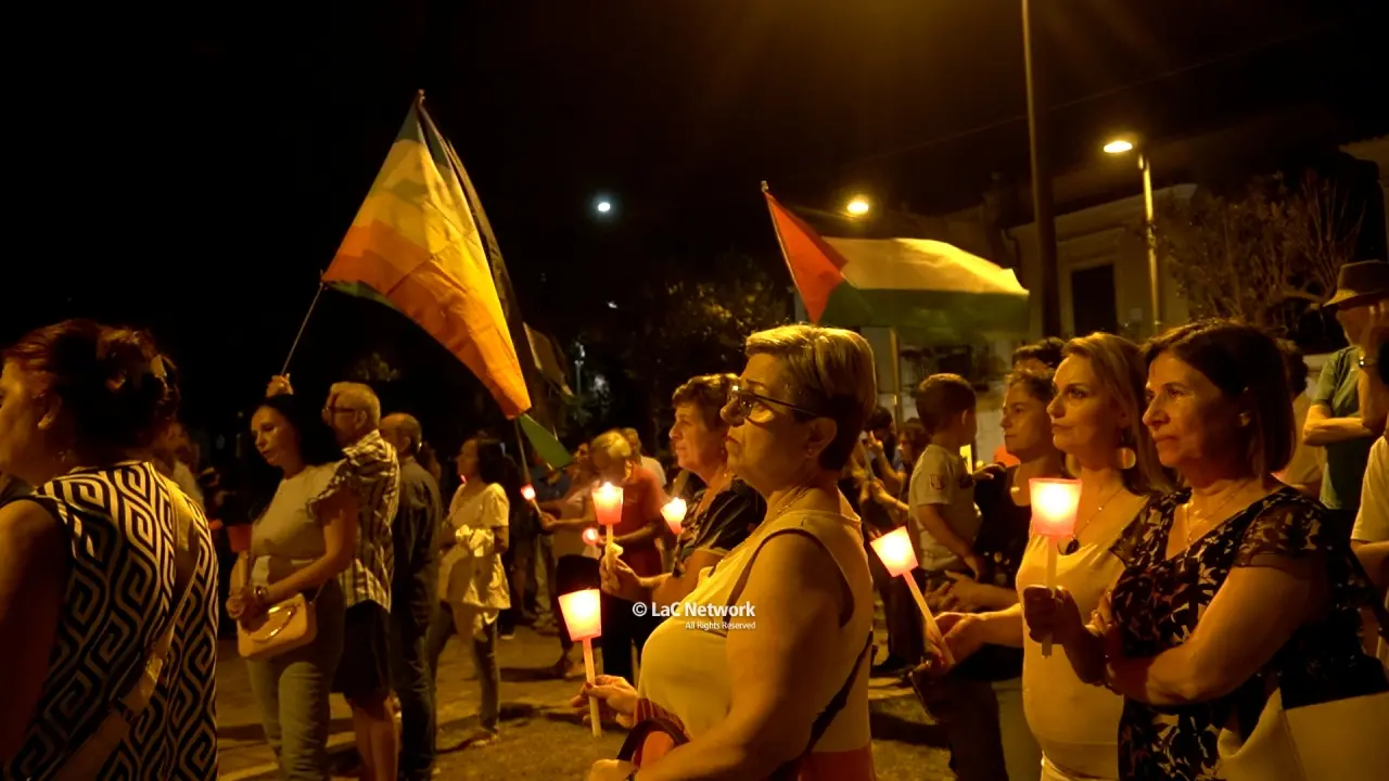 San Lucido sfila per la pace: istituzioni, associazioni e cittadini in corteo per la Palestina e contro tutte le guerre\n