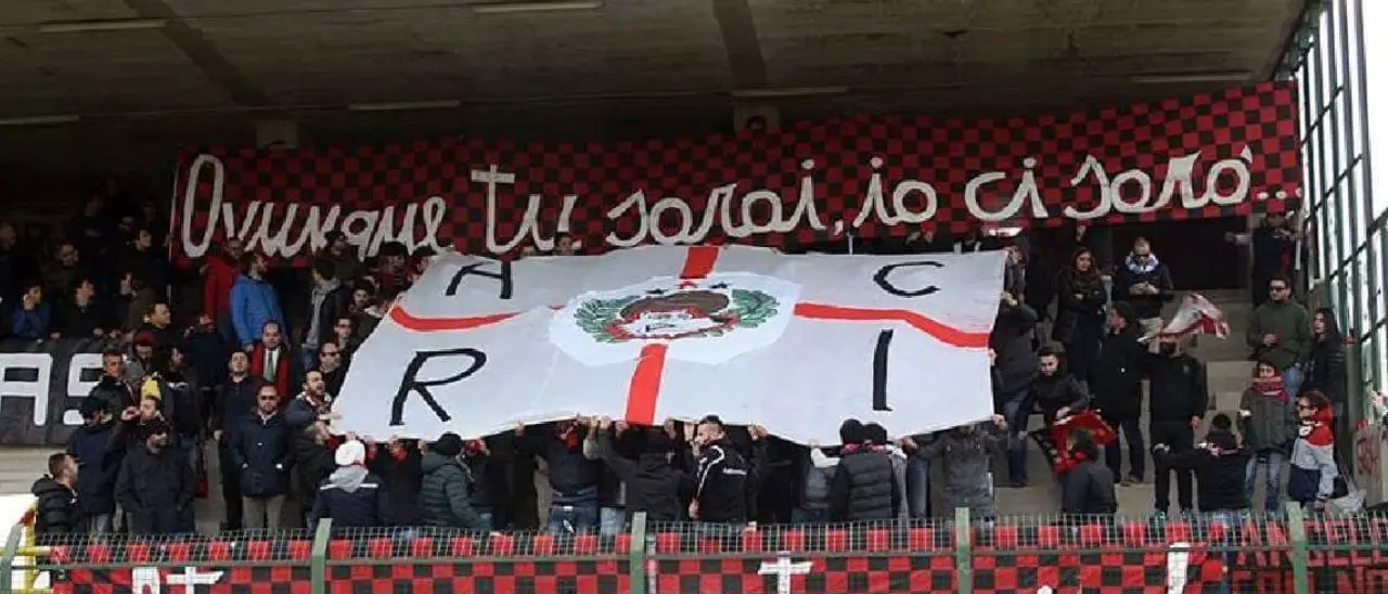 Dilettanti, l’Acri prepara il salto in Promozione? La società rossonera lascia un indizio social\n