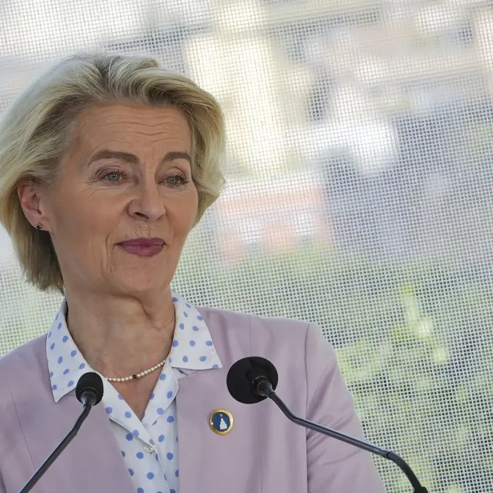 Europa in tailleur pastello: Ursula von der Leyen e il lungo addio al protagonismo continentale\n