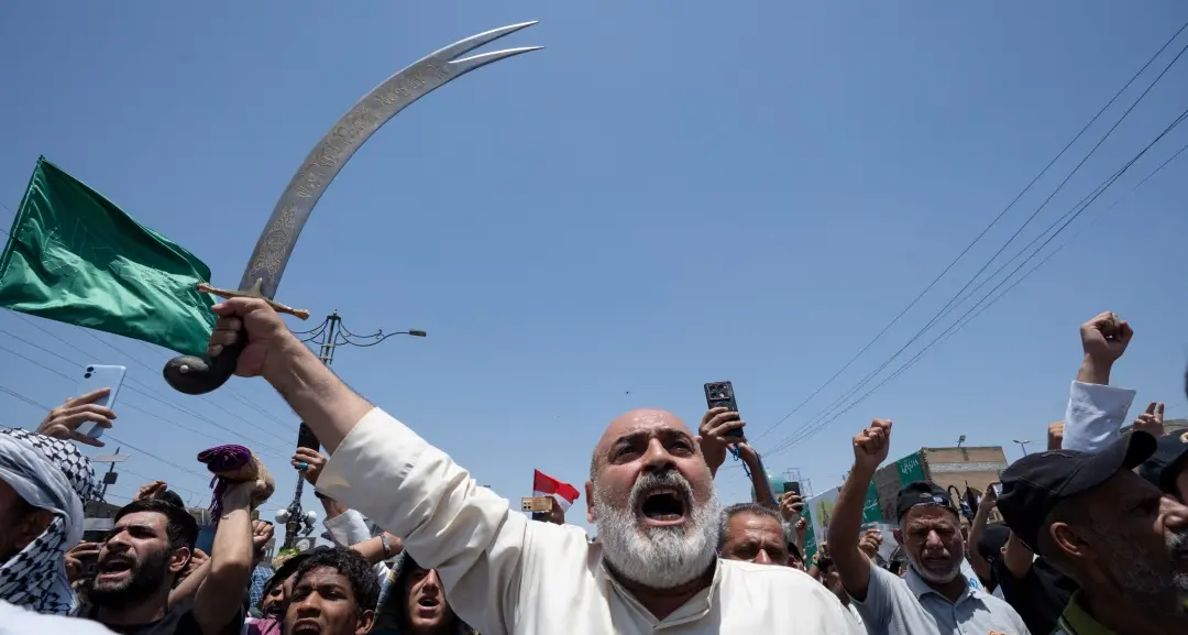 La rabbia dell’Iran dopo l’attacco ai siti nucleari: «Gli Usa hanno iniziato una guerra pericolosa, terribili conseguenze»\n