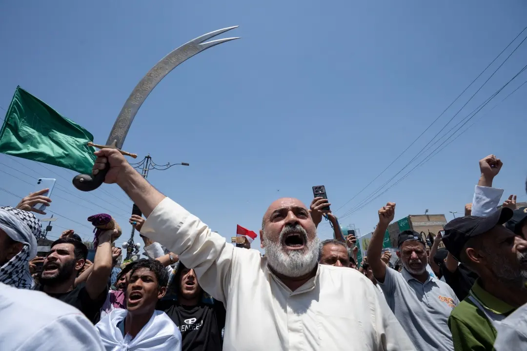 La rabbia dell’Iran dopo l’attacco ai siti nucleari: «Gli Usa hanno iniziato una guerra pericolosa, terribili conseguenze»\n