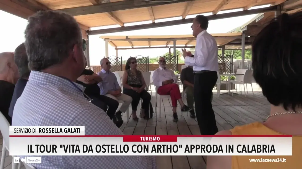 Il tour vita da ostello con Artho approda in Calabria