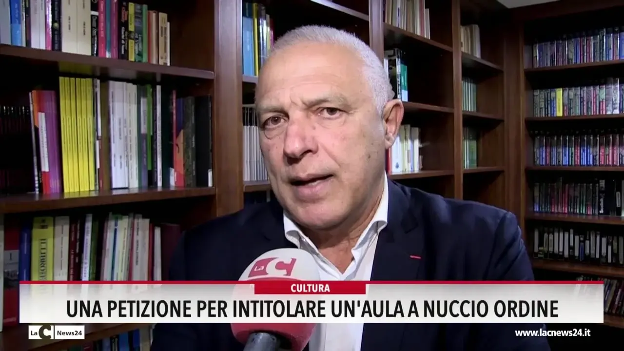 Una petizione per intitolare un'aula a Nuccio Ordine