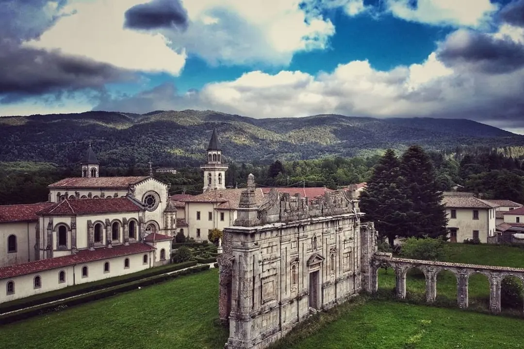 <p>La Certosa di Serra San Bruno</p>\\n