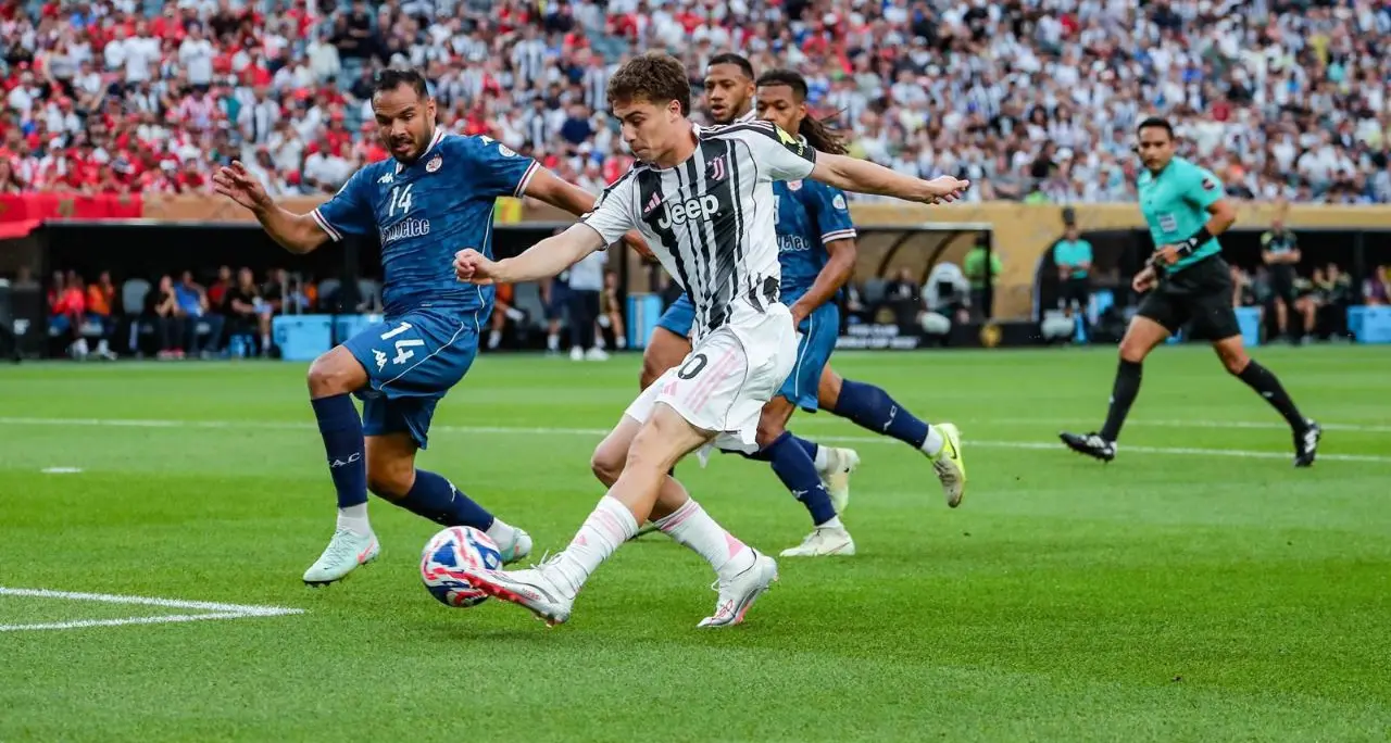 Mondiale per club, la Juventus fa il bis con un super Yildiz: battuta la\u00A0Widad Casablanca per 4-1\n